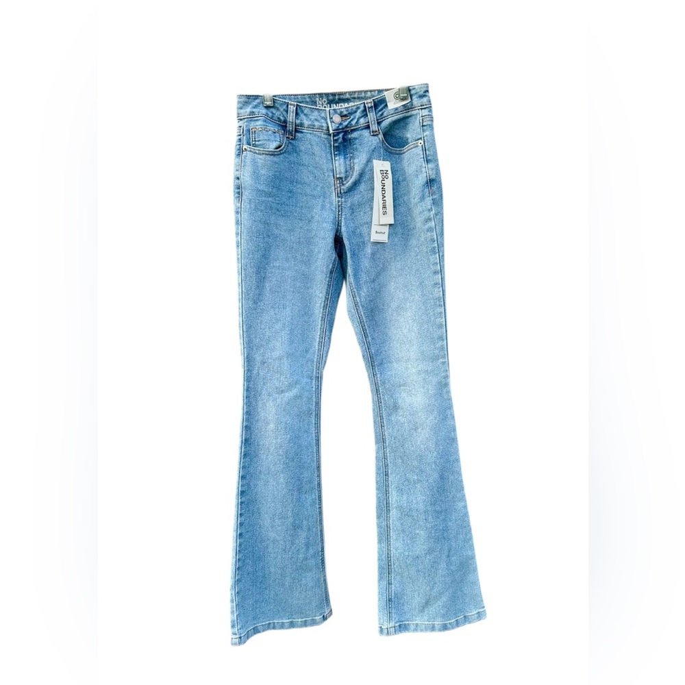 NWT No Boundaries Y2K Jeans Bootcut Embroidered Star Denim Sz. 00 - Picture 1 of 9